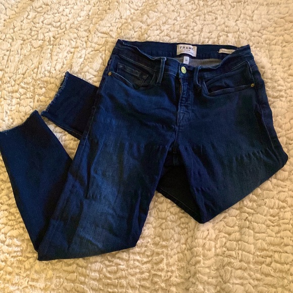Frame Le Skinny de Jeanne Dark Denim Jeans with Raw Hem - Picture 4 of 8